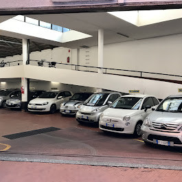 dealer showroom